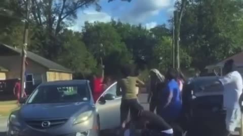 fight in the hood i just wany to be a gangster