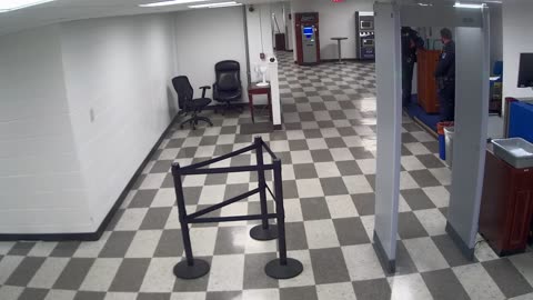 6135RHOBG3G3L8ScreeningArea8_2021-01-06_21h40min02s123ms.mp4