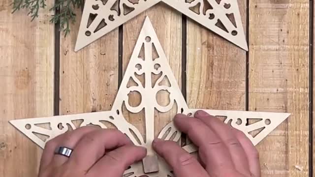 DIY Dollar Tree Light Up Wood Stars