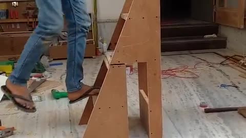 Wooden chair cum ladder