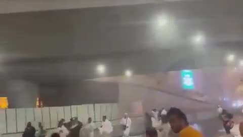 Hovey Rain In Makkah