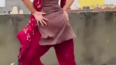 उड़ा रे कबूतर मेरे ढूंगे पर बैठा