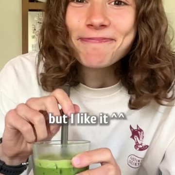 STRAWBERRY MATCHA LATTE