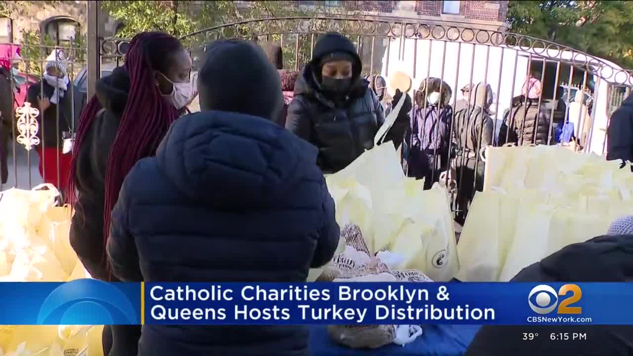 Catholic Charities hosts turkey donation in Brooklyn