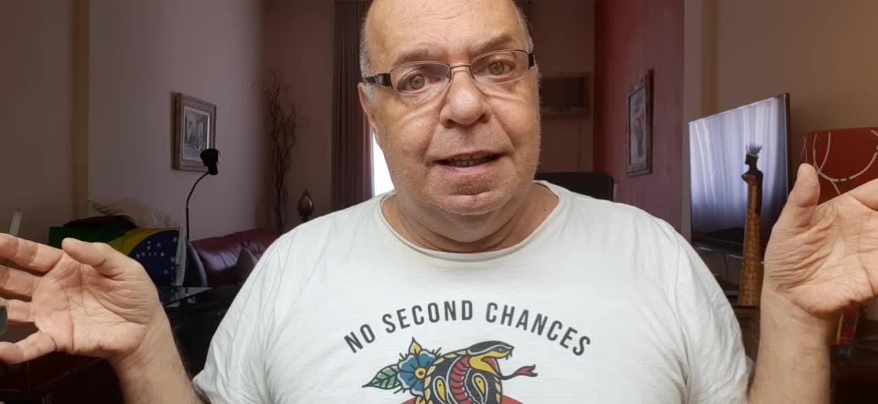 Caminhoneiros dando rumo ao Brasil.