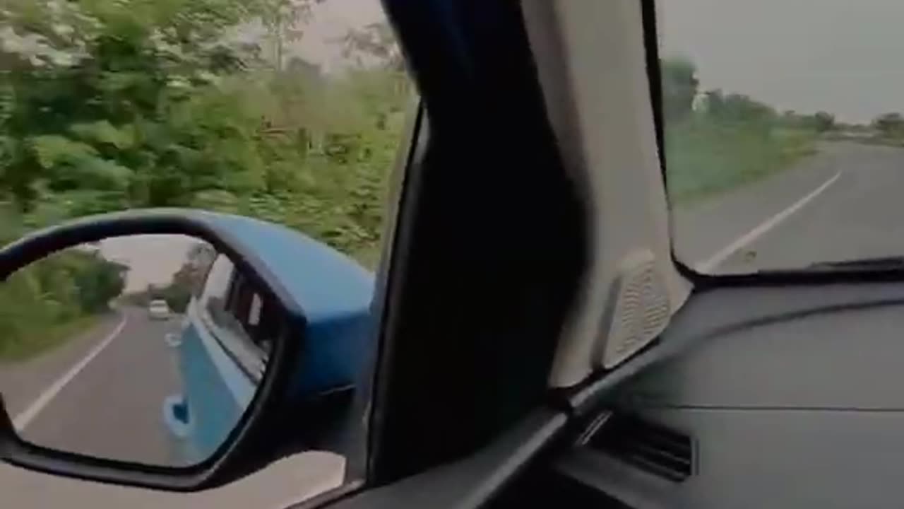 Car driving in Highway
