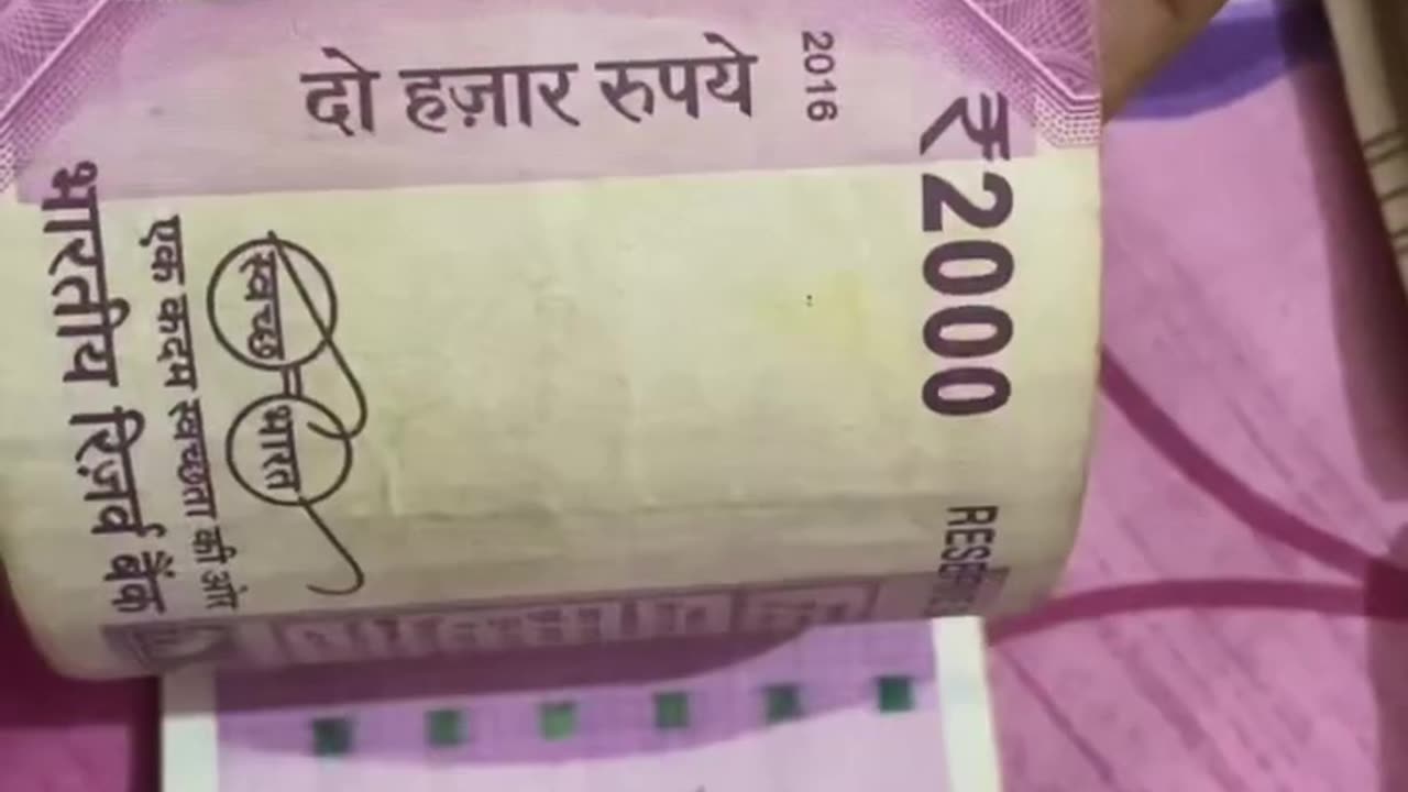 2000 के नोट में चिप मिला क्या -🤪#shorts #shorts_ #viralvideo #viral #youtubeshorts #ytshorts #video