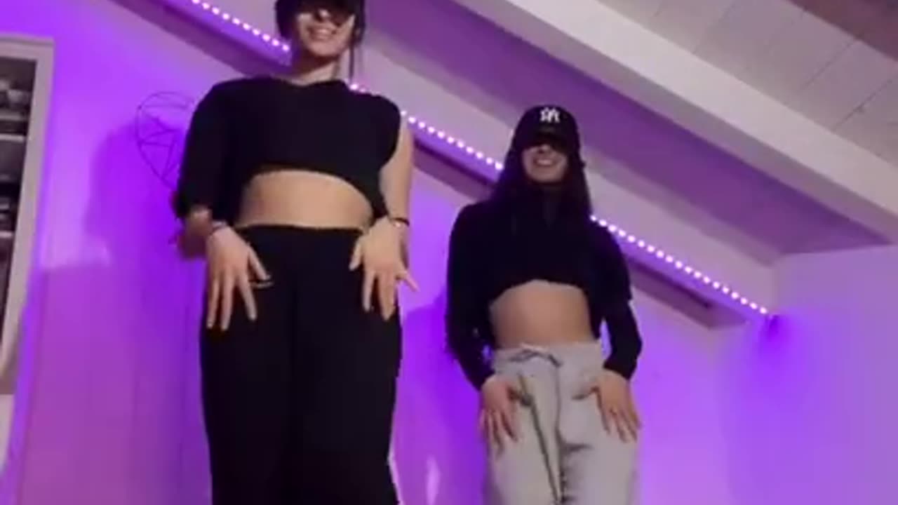 Crazy dance steps <3 english stutes fantastic