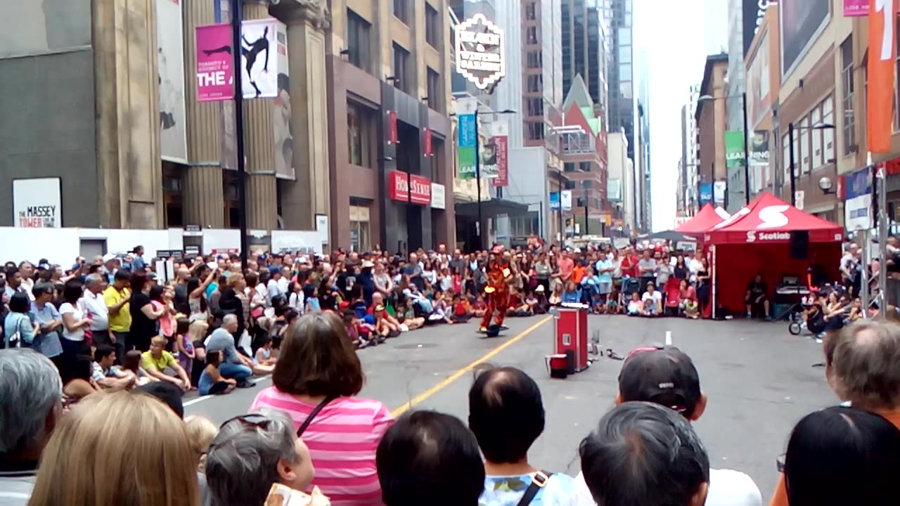 Toronto Buskerfest - 🇨🇦 3