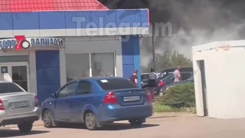 Belgorod in Russia was shelled. Tire changer shop is on fire