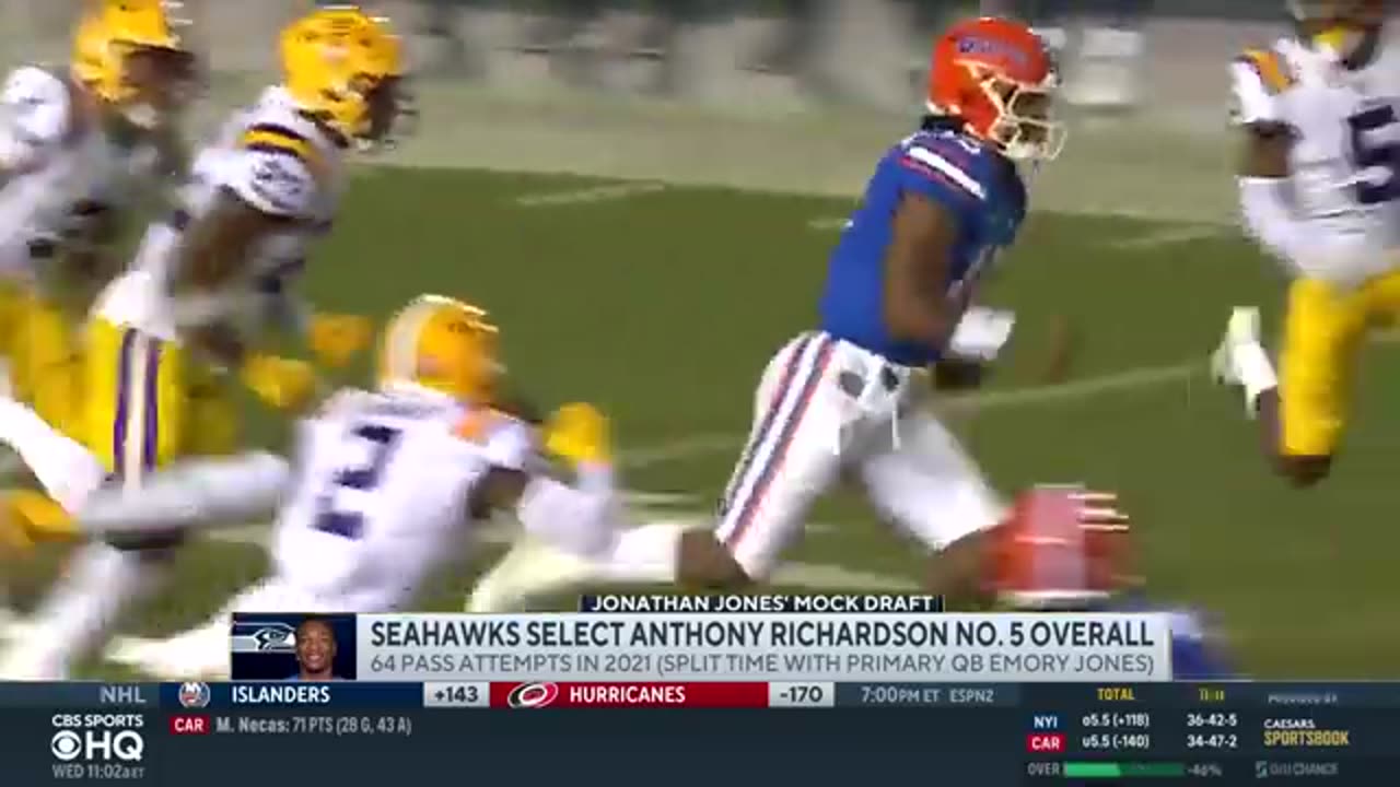NFL Insider has EIGHT TRADES in the first round of the 2023 NFL Draft, according to CBS Sports HQ