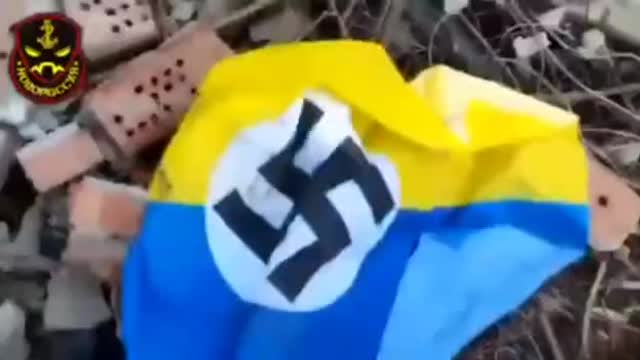 Ukrajina pod vlajkou hákového kříže