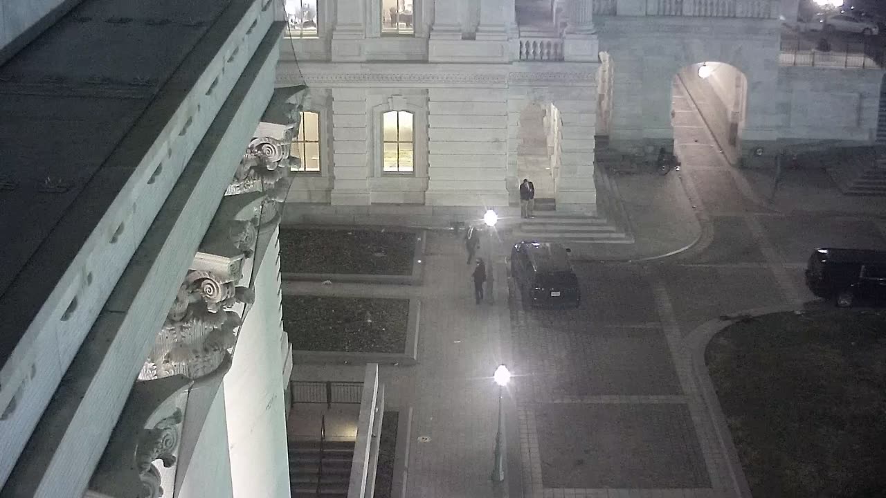 0951USCSRFEastRoof_2021-01-06_21h00min01s247ms.mp4