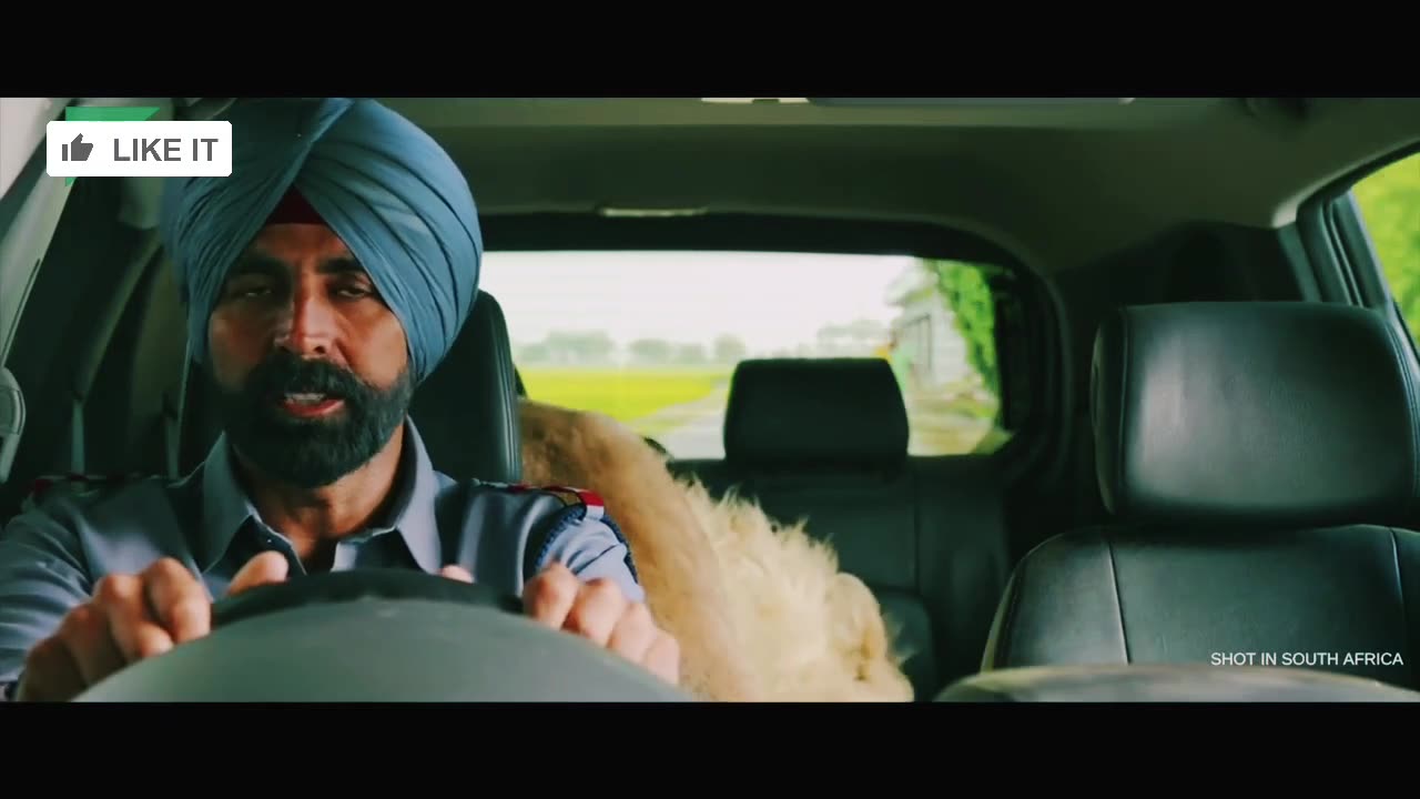 Best funny movie seen Akshay kumar