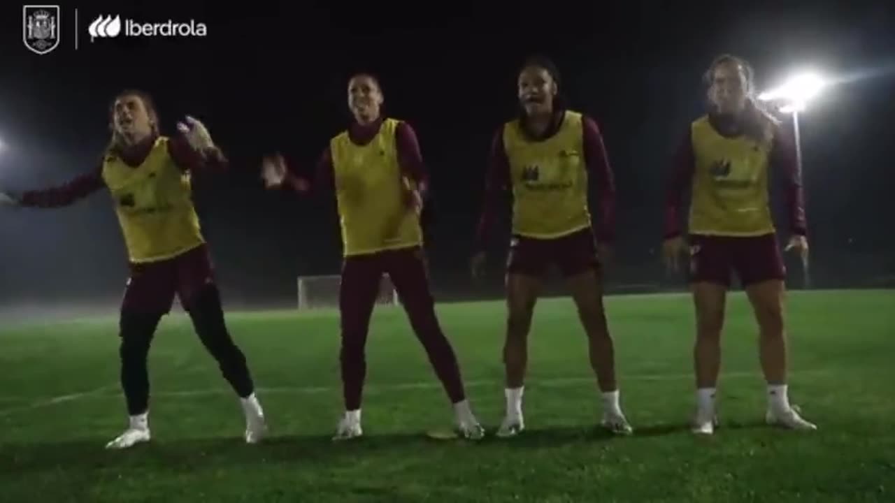 La selección femenina de fútbol de España pide "perdón" por bailar el "haka" maorí