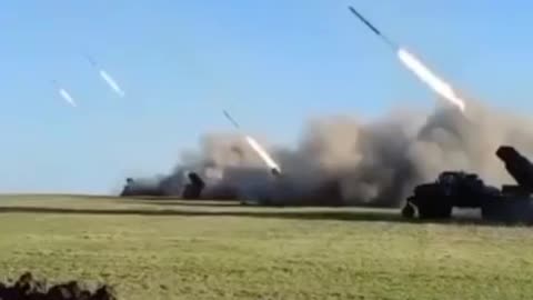 Four Ukrainian Grad Trucks Unload on Russian Positions(Insane)