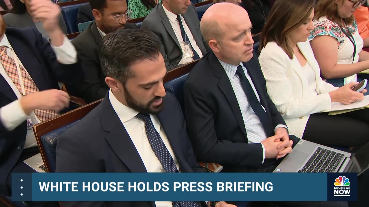 White House holds press briefing