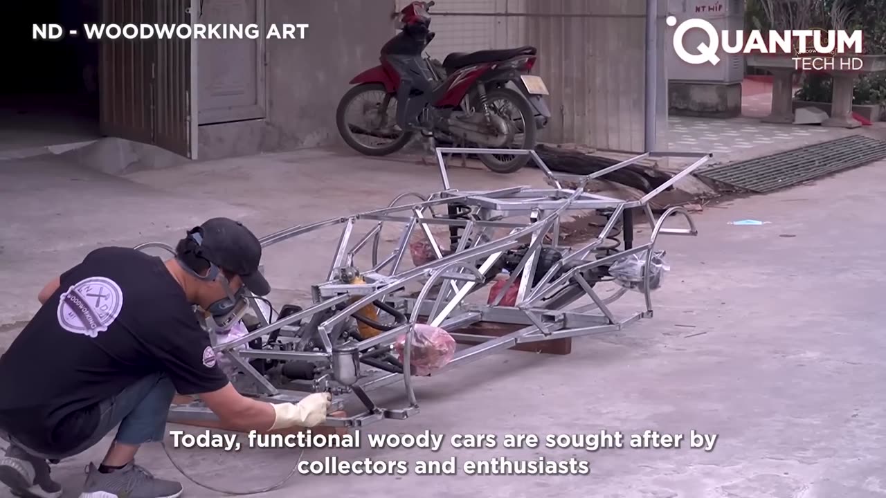 爸爸为儿子制作了惊人的豪华车辆木制复制品