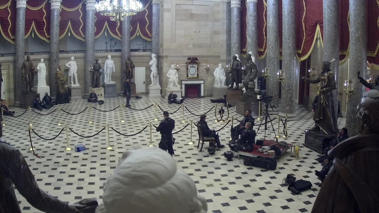 0964USCH02StatuaryHallWest_2021-01-06_18h39min54s087ms.mp4