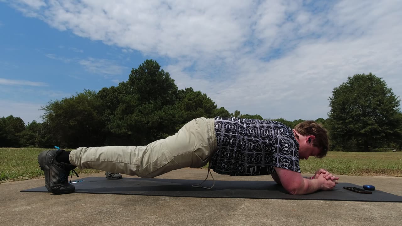 Planks for Progress: (Day 18) Improving Core Strength in Alabama [Rhizomorphic 'Enoki']