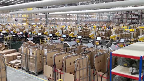 Amazon Peterborough Fulfillment Centre Prepares for Black Friday