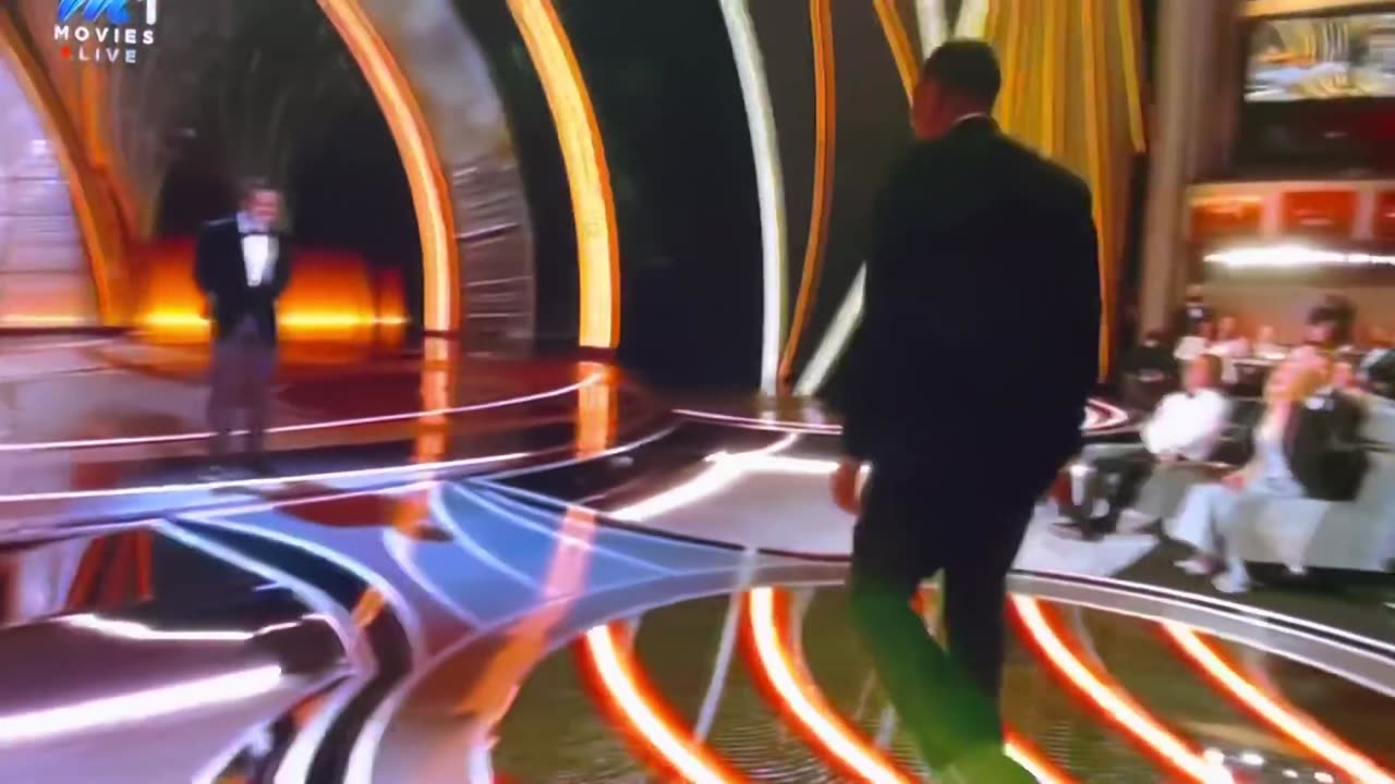 Will Smith smacks Chris Rock, a breakdown