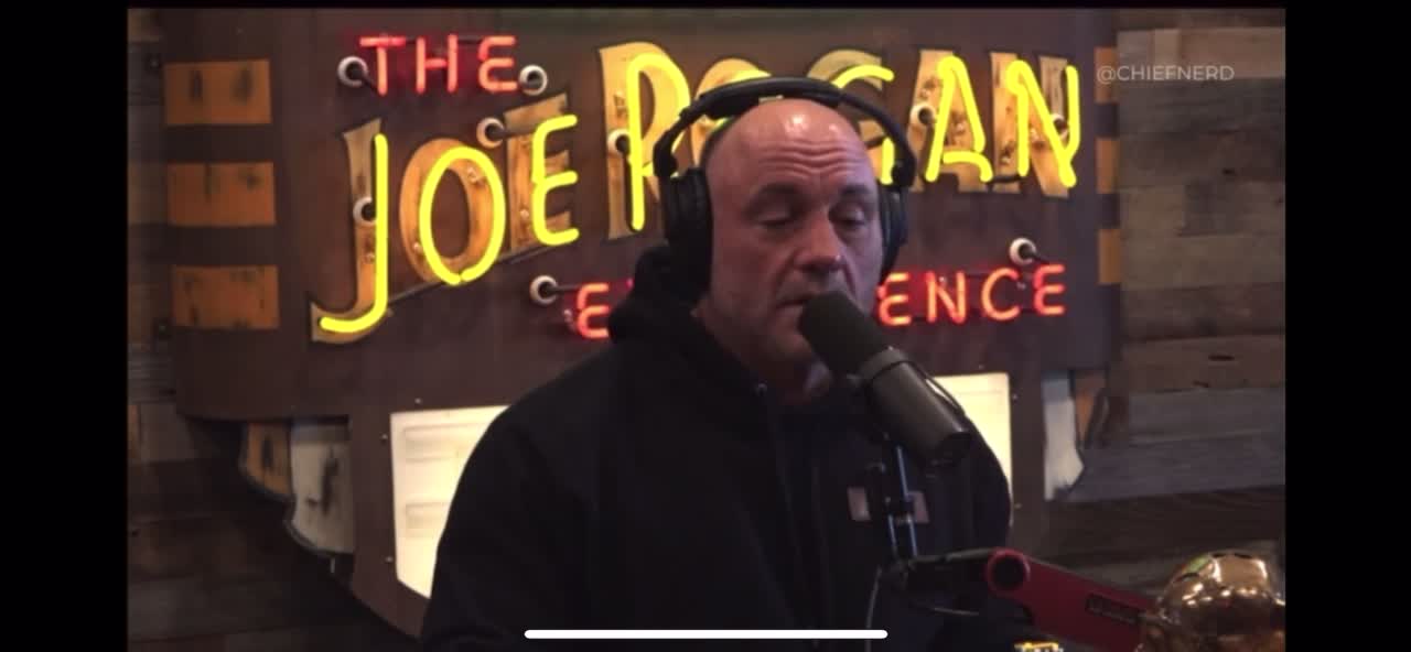 Joe Rogan sends a message to the Vax Cult