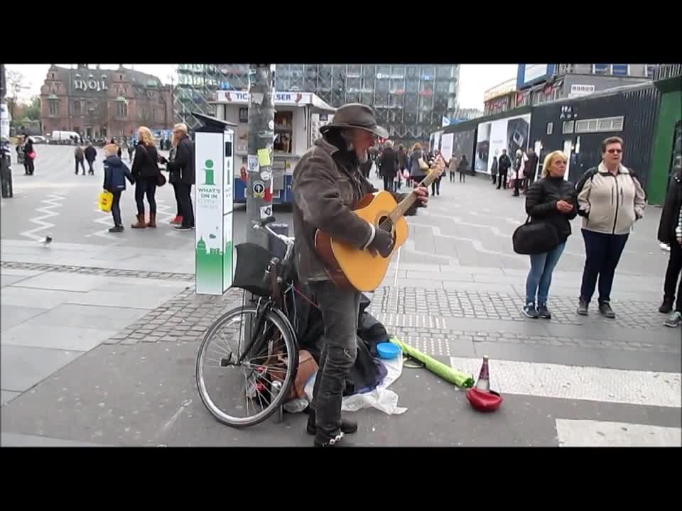 American Street Musician - Pedestrian Street - Copenhagen, Denmark