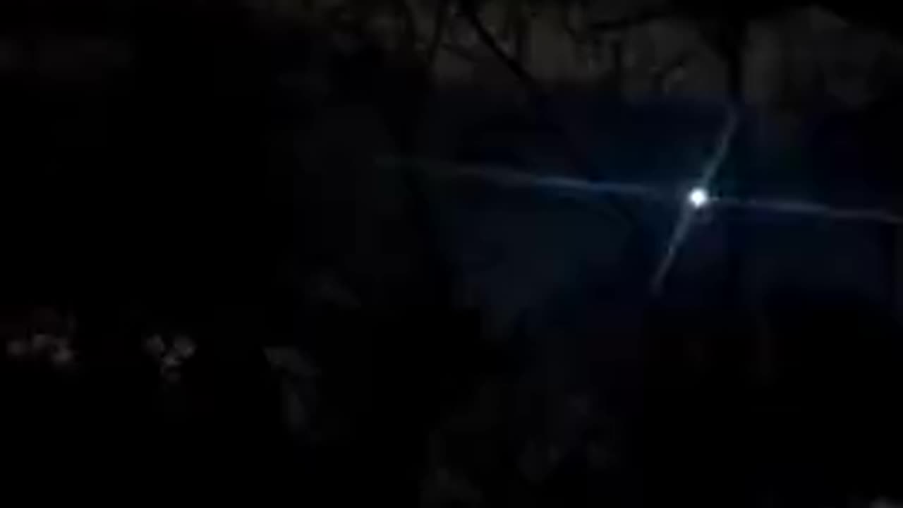 Concerned Citizen on X Look at it thats not a plane thats Wild T