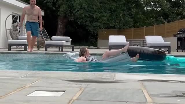 swimming pools are fun 😂