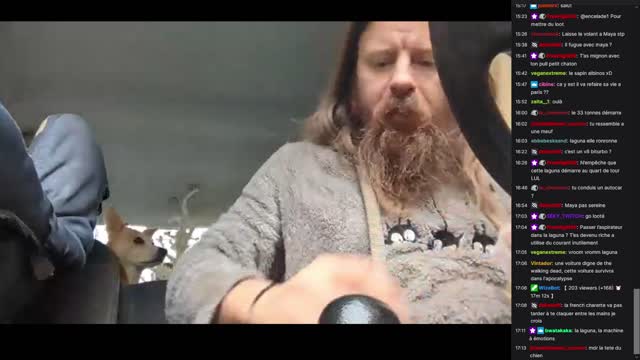 2022-12-12 (1bis.1) - et yyuvc kjub - Twitch Decheterie (version avec chat)