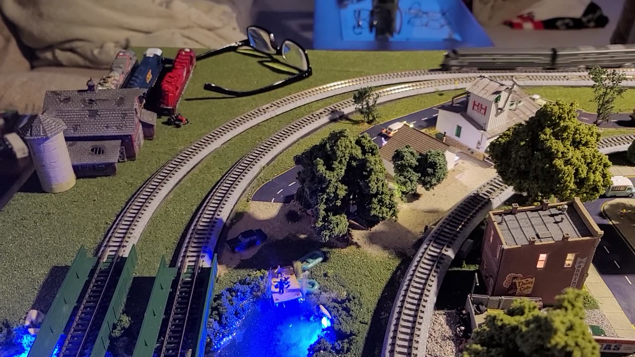 Model Railroad N-Scale 4x8 Layout Update 8 - Day Operation