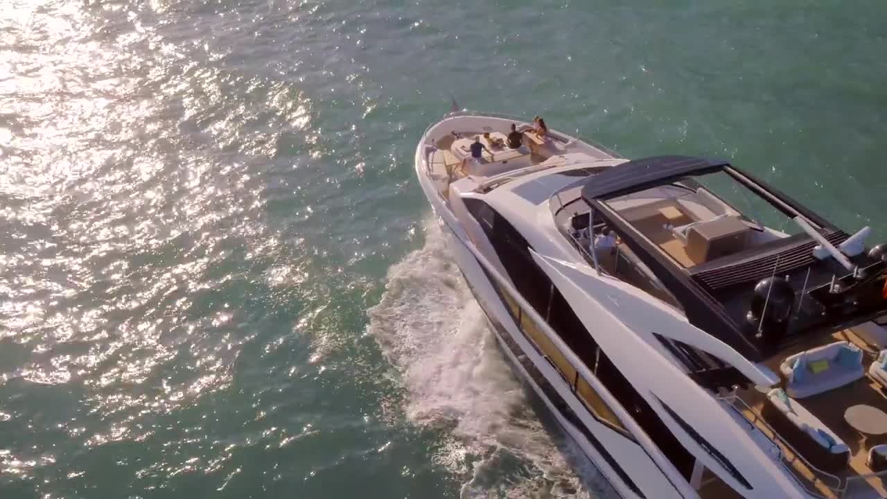 Sunseeker - 90 Ocean