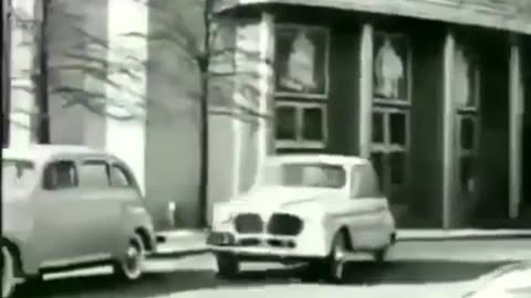 HENRY FORD’S HEMP CAR