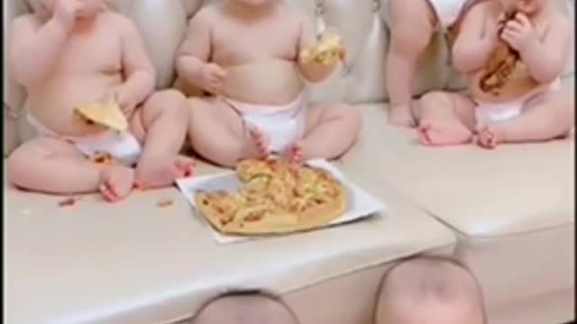 Small Kidd Playing || Cute baby #funnymoments #kids #viral #shorts