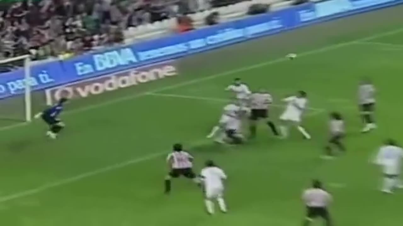 Top 10 Assists from David Beckham