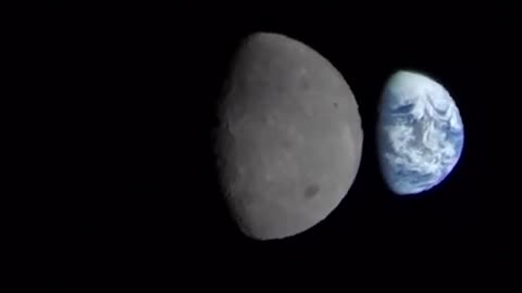 . the rising of the earth above the lunar horizon, as seen from a spacecraft emerging from the luna