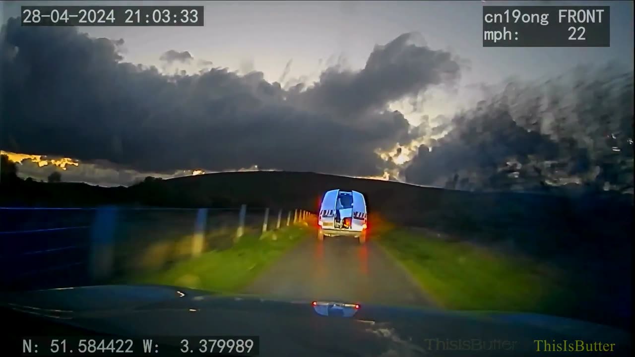 Dashcam shows suspect dumping fridge at police car during high speed pursuit through village
