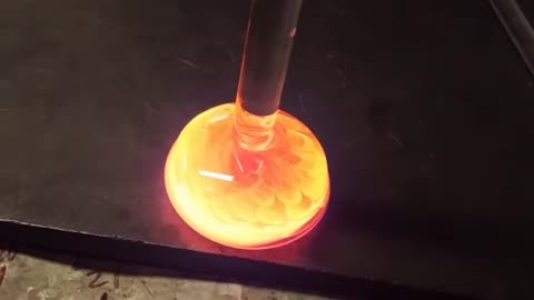 Flattening a fumed implosion pendant