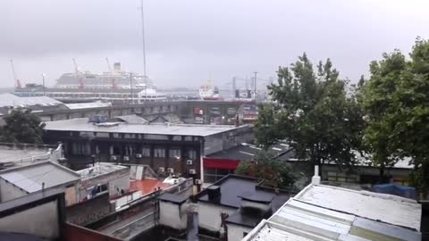 Cruise arriving to Puerto de Montevideo