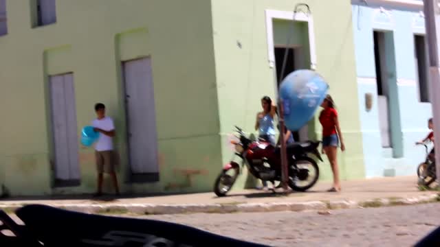 The best in Brazil is the Brazilian. Bucket Prank