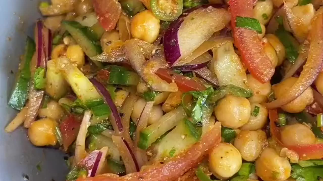 Chickpeas Healthy Salad Recipe || Channa Salad Ki Recipe