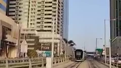 Tram Dubai | I Love Dubai Dosti