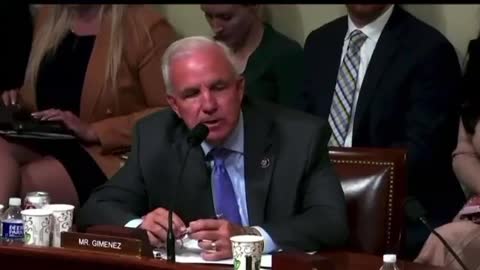 Congressman Stunned After FBI Director REFUSES to Call Fentanyl-Smuggling Cartels Terrorists