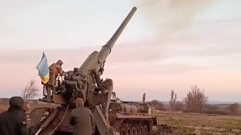 Ukrainians Firing Massive 203mm Gun