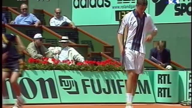 Safin vs Kuerten French Open 1998 part 1