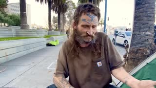 San Francisco Hobo Admits Dealing Fentanyl to Teens in Shocking Video