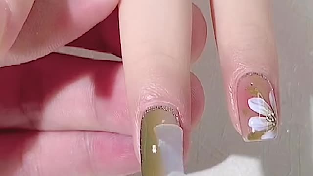 Print on nails