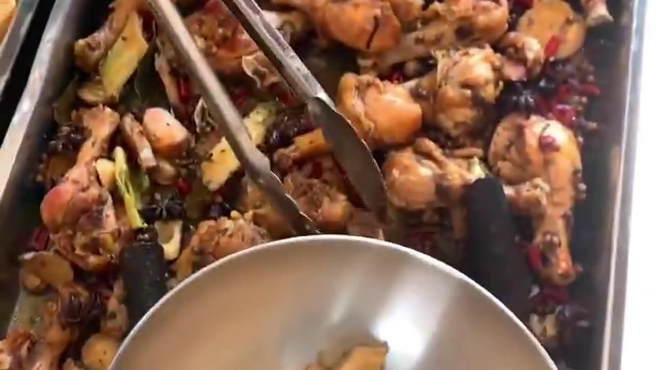 Have you ever eaten chicken drumstick rice in the closed fat loss training camp