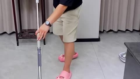 Immersive cleaning, easy washing and easy mopping.........